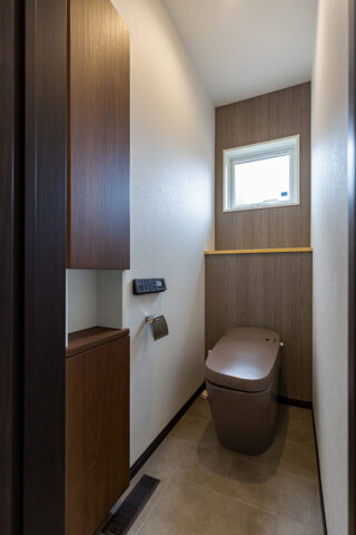 トイレの中までカッコいい!