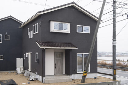 人を呼んでもゆったり広々!なお家