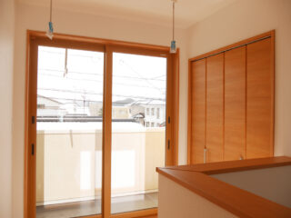 室内物干し＆バルコニー